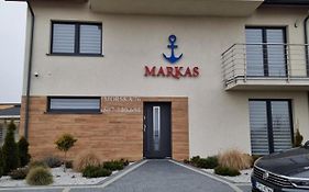Markas